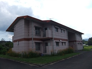 平川団地の建物を横から見た外観画像