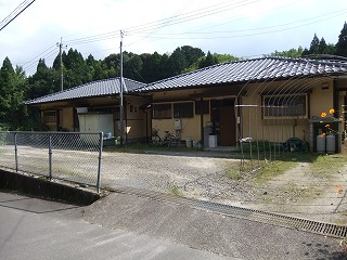 柿之木団地の家を前から見た外観画像
