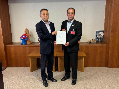 九州防衛局へ要望書を提出