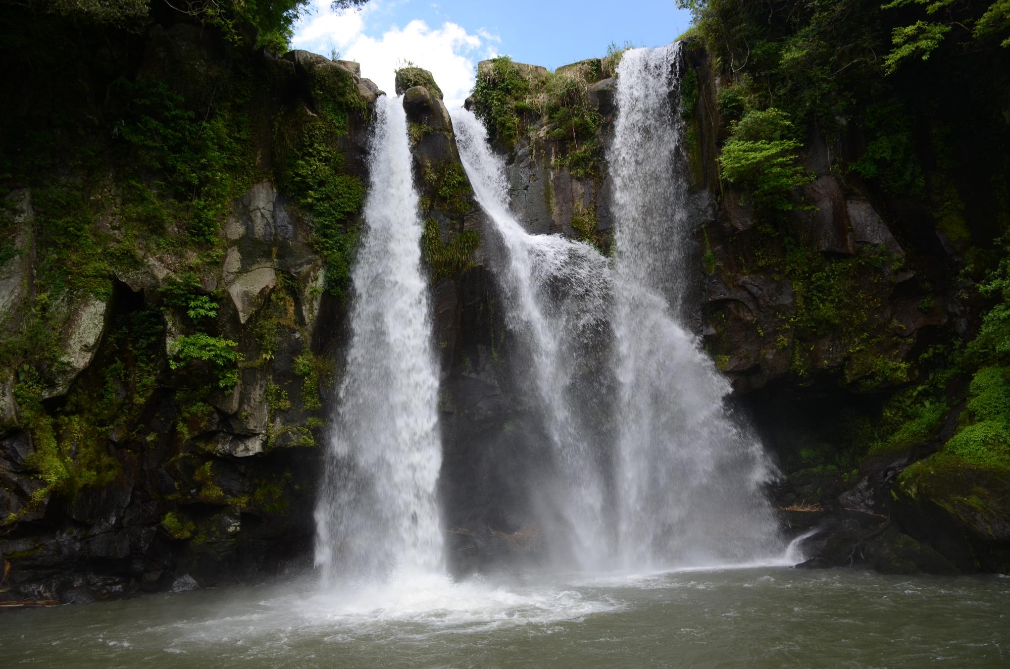 永江の滝