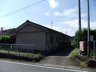 久富木団地の家を横から見た外観写真