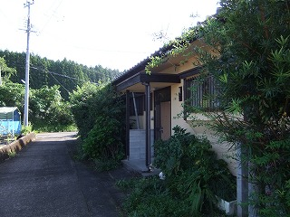 永尾団地の家を横から見た外観写真