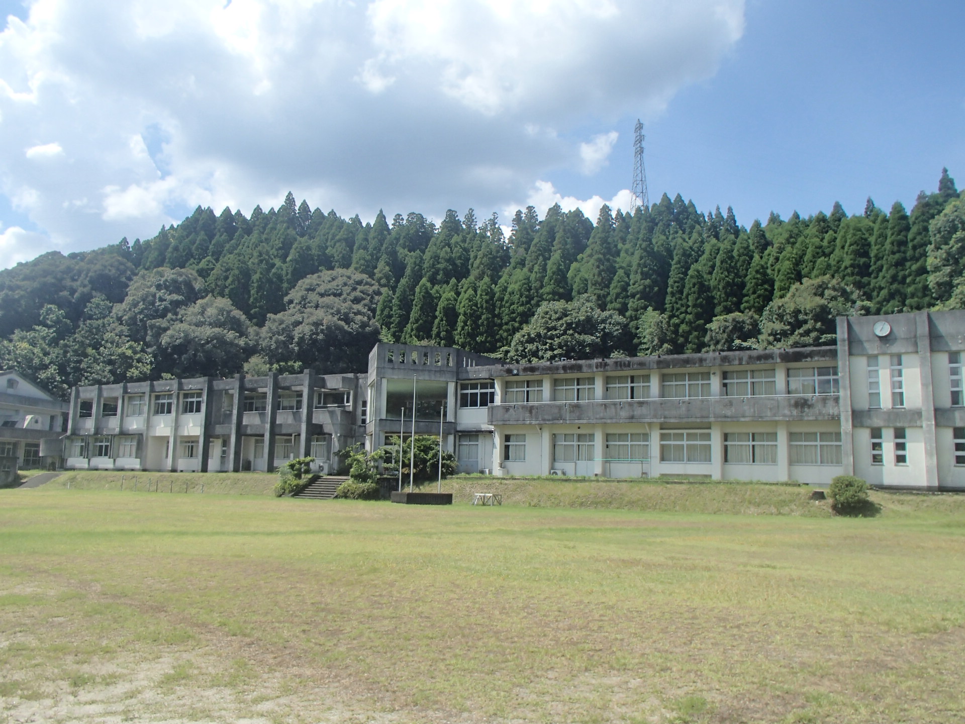 山崎中学校校舎